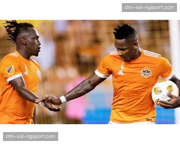 聚焦曼彻斯特:曼联老特拉福德球场扩建计划因当地居民抗议再次搁浅 聚焦曼彻斯特:曼联老特拉福德球场扩建计划因当地居民抗议再次搁浅